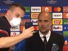 Jornalista pede para tirar foto, e Guardiola fica sem reao