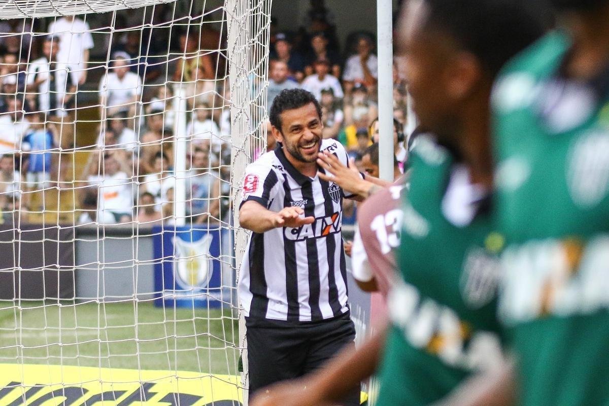 O Santos venceu o Atltico por 3 a 1 neste sbado, em jogo da 32 rodada do Campeonato Brasileiro