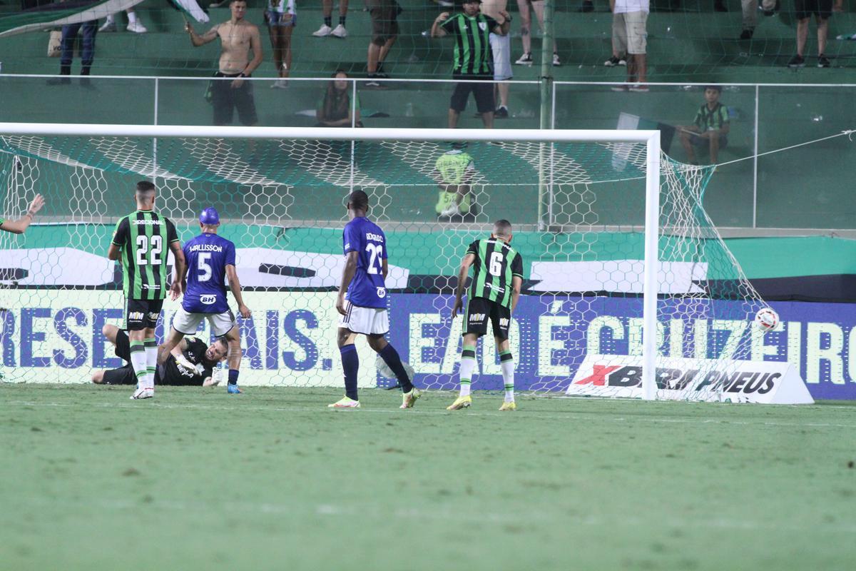 Equipes se enfrentaram no Independncia, em Belo Horizonte, pela volta da semifinal do Campeonato Mineiro