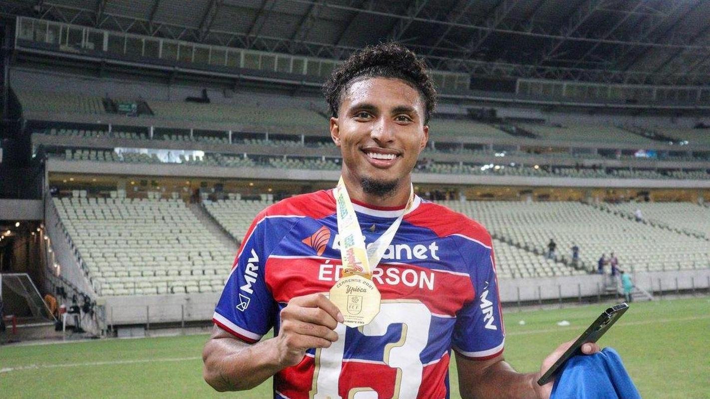 Ederson - interessa ao Atltico