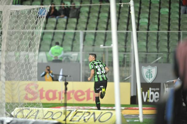 Fotos do jogo entre Amrica e Cuiab, no Independncia, pela 16 rodada da Srie B