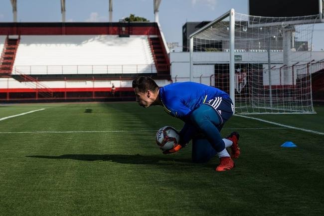 Com atividade no est�dio Ant�nio Accioly, do Atl�tico-GO, o Cruzeiro encerrou a prepara��o para enfrentar o Goi�s, pela 22� rodada da S�rie B. A partida est� marcada para 21h30 desta ter�a-feira, na Serrinha, em Goi�nia.