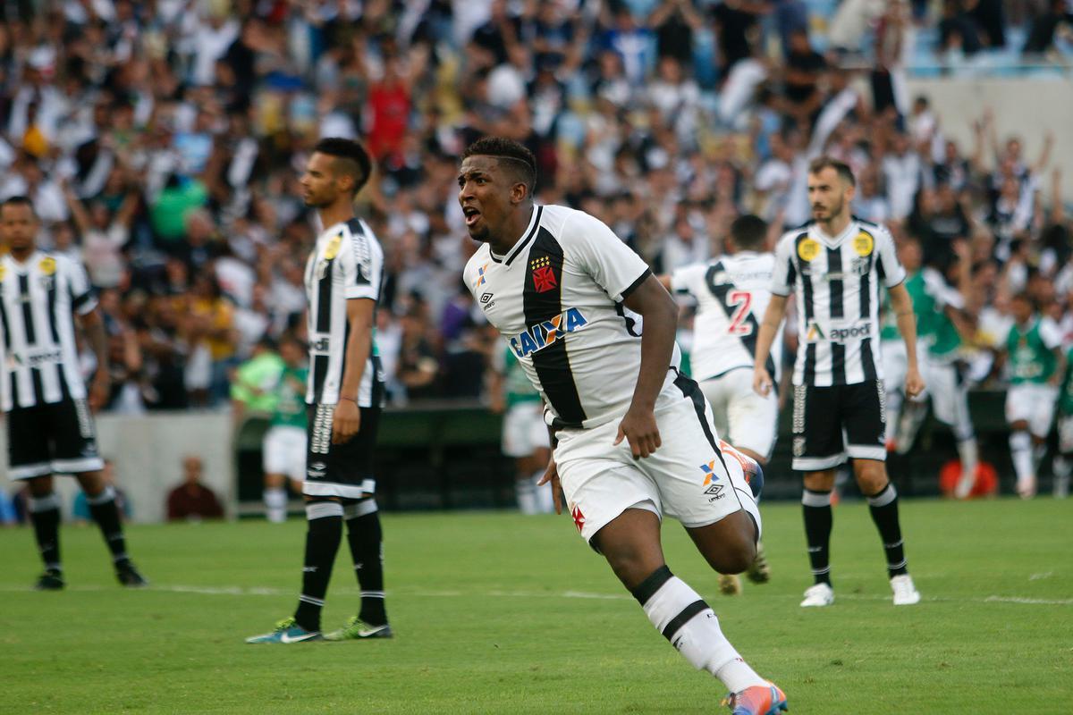 Vasco - terceiro colocado da Srie B 2016, com 65 pontos (19 vitrias, 8 empates e 11 derrotas)