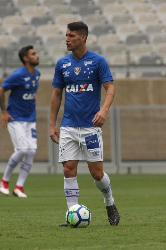 Treino do Cruzeiro nesta sexta-feira, no Mineiro