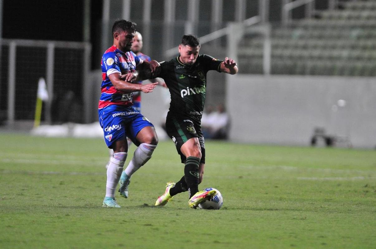 Fotos da vitria do Amrica sobre o Fortaleza, por 2 a 1, no Independncia, pela 29 rodada da Srie A do Campeonato Brasileiro