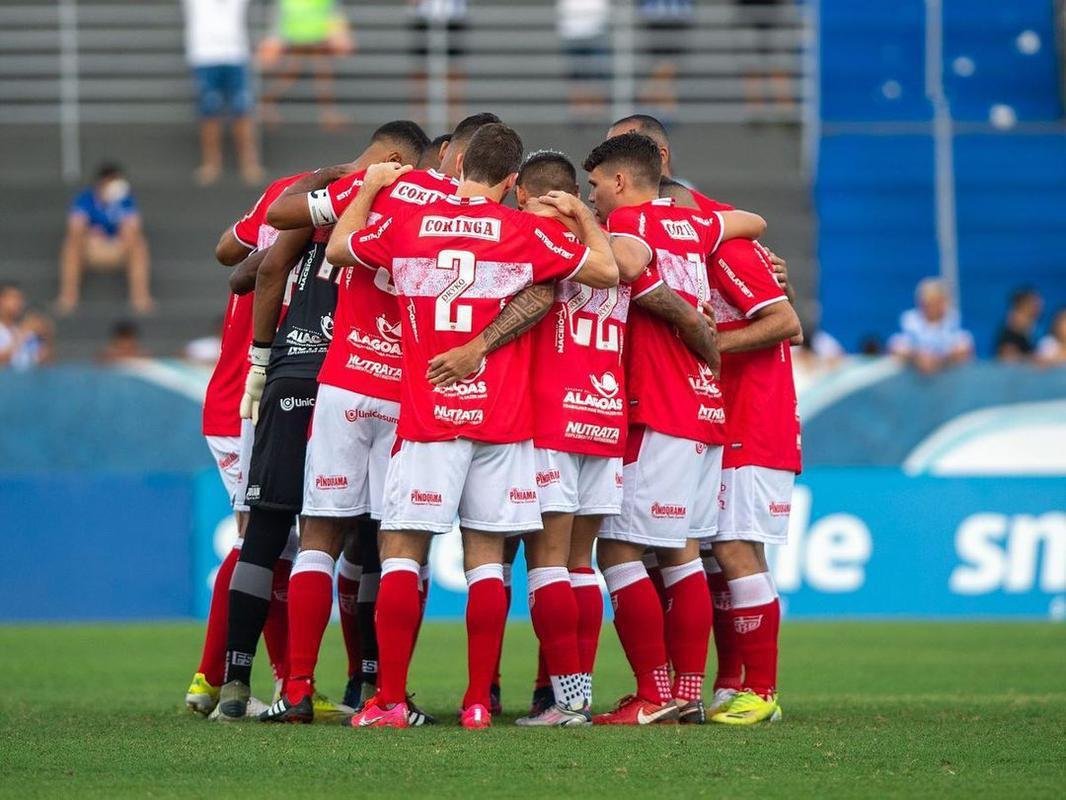 CRB: 5 jogos, 2 vitrias, 2 empates e 1 derrota - 53,3% de aproveitamento dos pontos disputados. O time marcou 4 gols e sofreu 3 no Campeonato Alagoano e na Copa do Nordeste