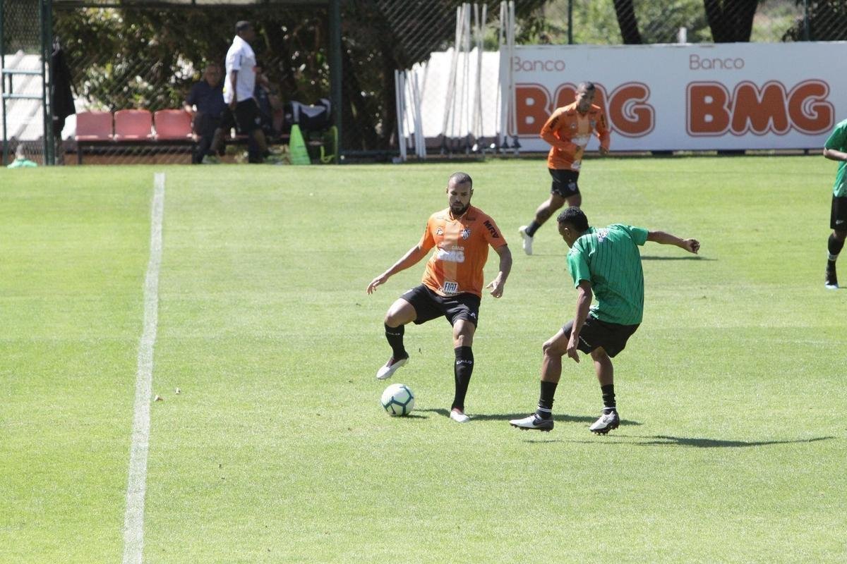 Fotos do jogo treino entre Atltico e Inter de Minas