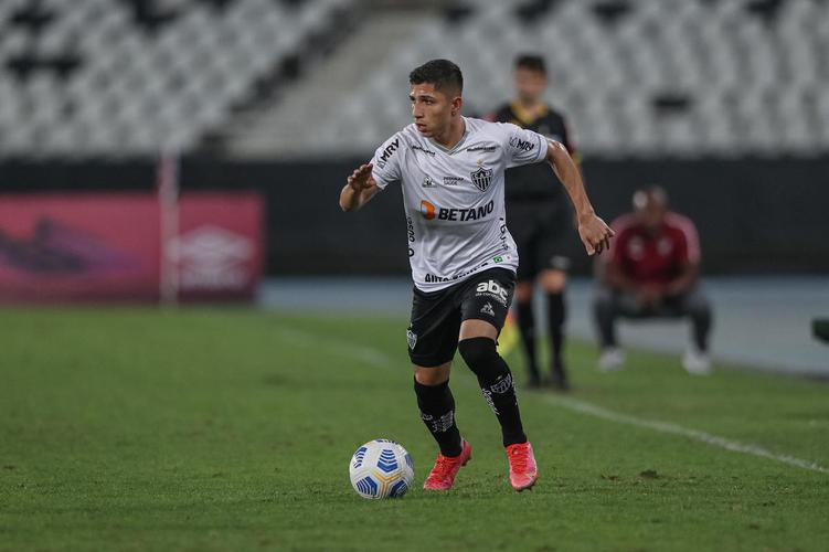 Fluminense e Atlético se enfrentaram nesta quinta-feira (26), em jogo de ida das quartas de final da Copa do Brasil