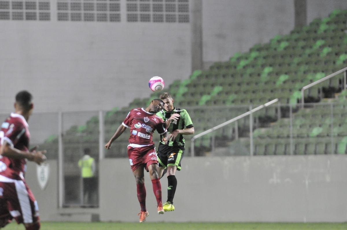 Amrica e Patrocinense se enfrentaram, no Independncia, pela primeira rodada do Campeonato Mineiro