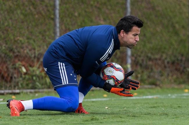 Treino do Cruzeiro nesta segunda-feira, na Toca da Raposa 2, em Belo Horizonte.