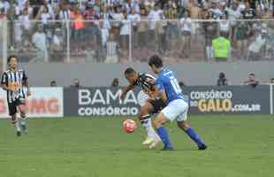 Fotos do primeiro tempo da finalssima do Mineiro, entre Atltico e Cruzeiro, no Independncia