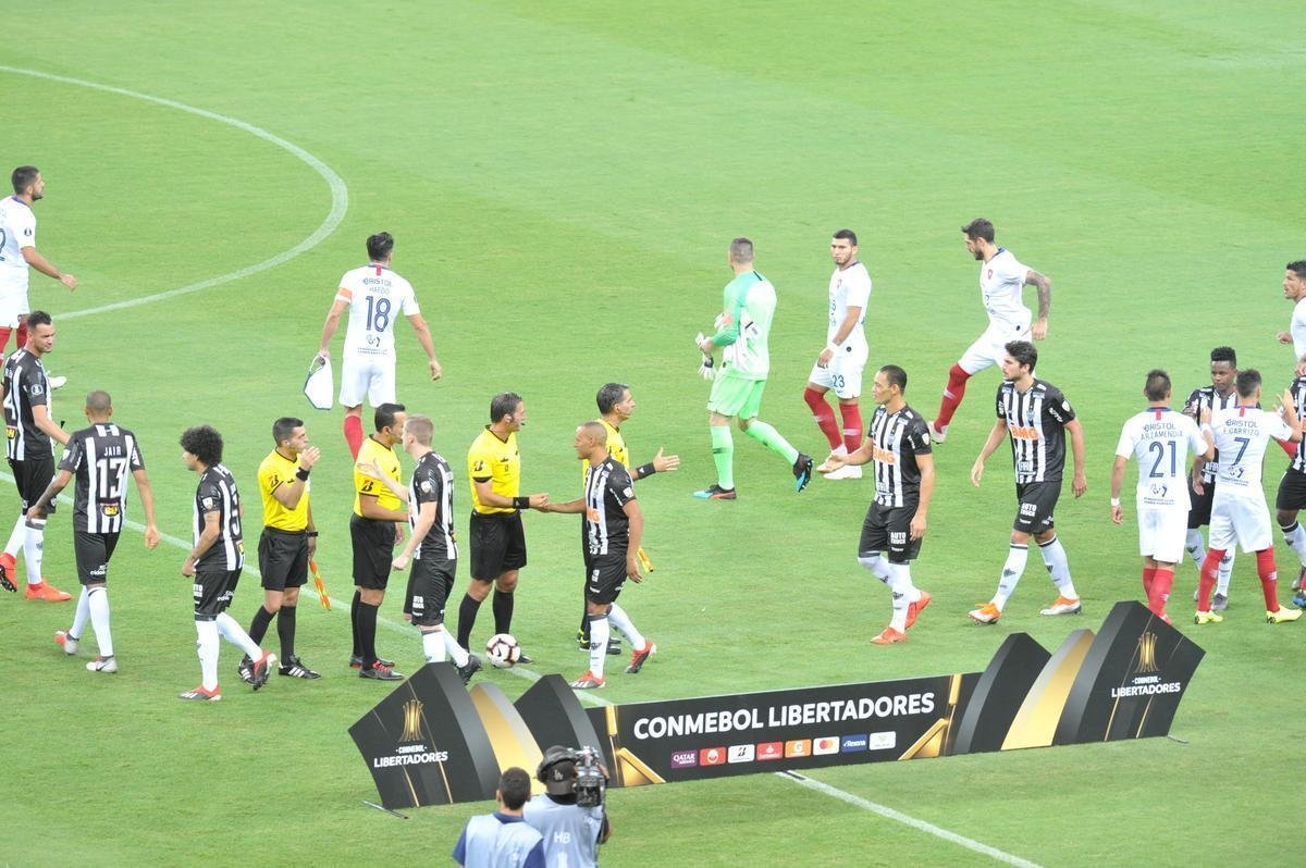 Fotos do duelo entre Atltico e Cerro Porteo, no Mineiro, pelo Grupo E da Copa Libertadores