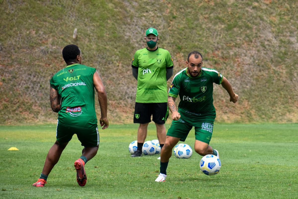 Treino do Amrica realizado nesta tera-feira (26/10) no CT Lanna Drumond, em Belo Horizonte