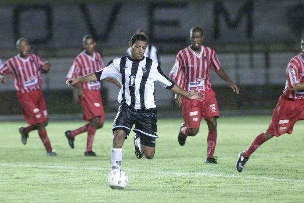 59º - Nílson Sergipano - 2004 - 10 jogos / 1 gol - 0,1 por jogo