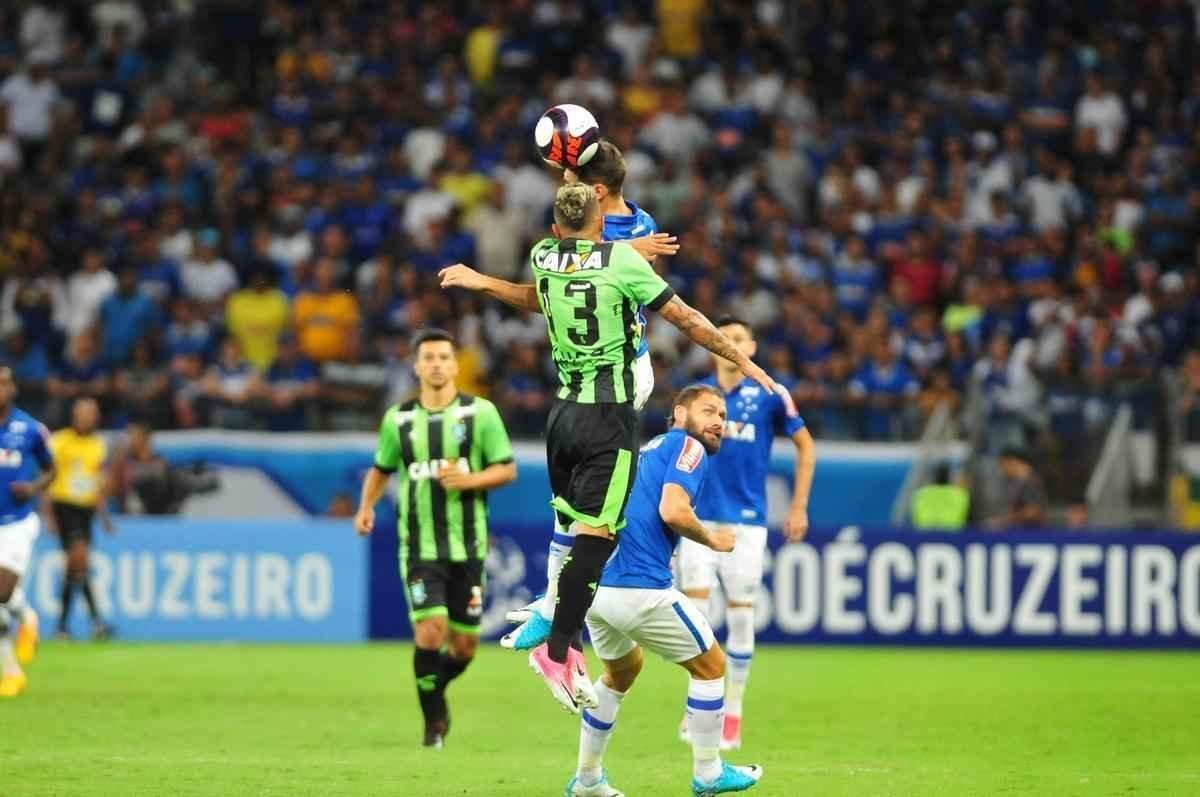 Partida disputada neste domingo, pela semifinal do Campeonato Mineiro