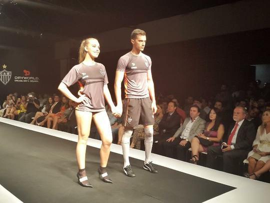 Nova coleção de uniformes do Atlético para 2016, fornecida pela empresa canadense Dryworld