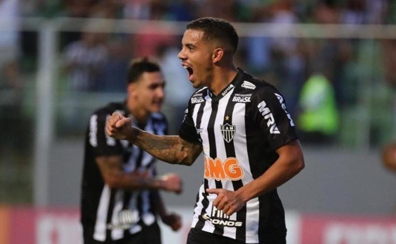 O meia David Terans chegou ao Atltico em 2018, contratado pelo diretor de futebol Alexandre Gallo, e no conseguiu se firmar na equipe. Foram 33 partidas e dois gols marcados. Em 2020, foi emprestado ao Pearol-URU, onde jogou bem e ficou at 2021, quando foi comprado pelo Athletico-PR.