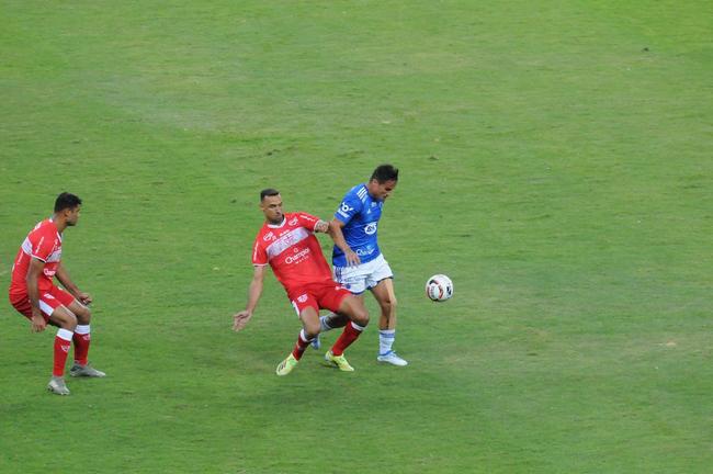 Fotos do jogo entre Cruzeiro e CRB, no Mineiro, em Belo Horizonte, pela 11 rodada da Srie B do Brasileiro