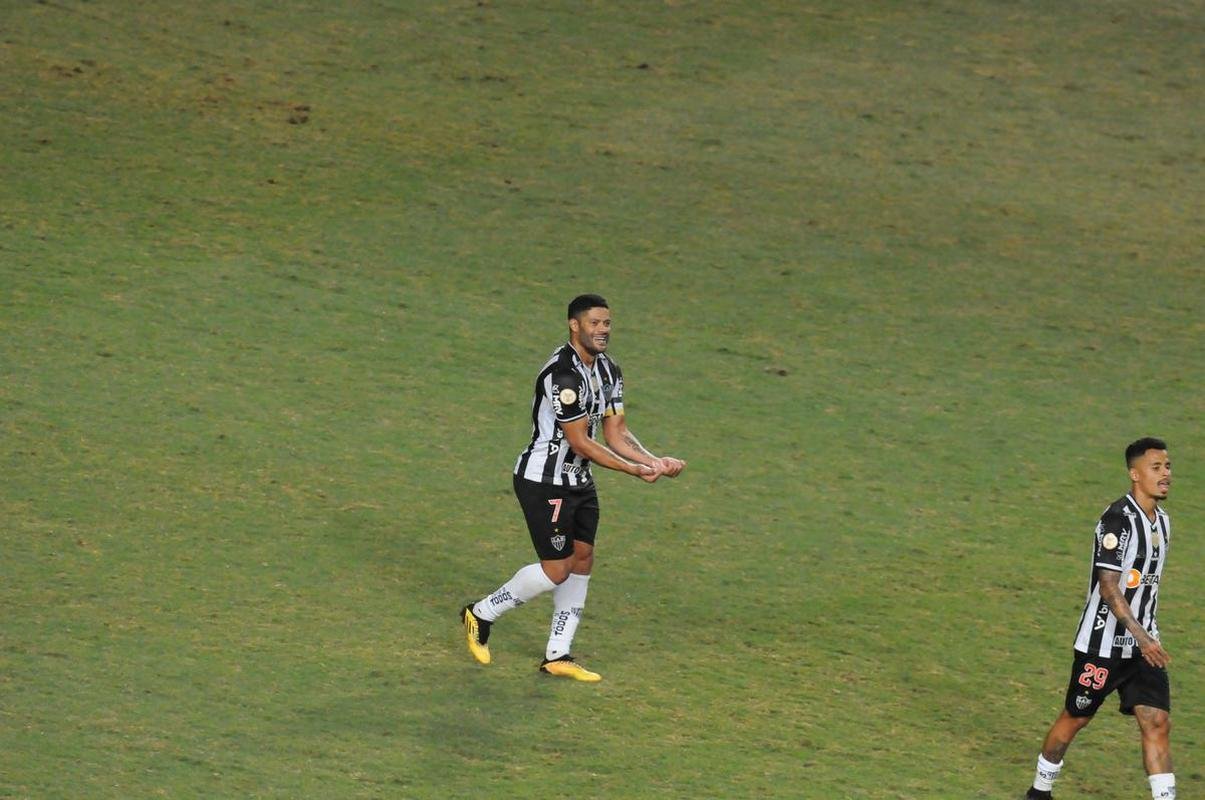 Fotos da vitria do Atltico por 2 a 0 sobre Atltico-GO pelo Campeonato Brasileiro