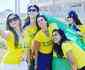 Contra o assdio e para se ajudar, mais de 40 brasileiras se juntaram para ver a Copa