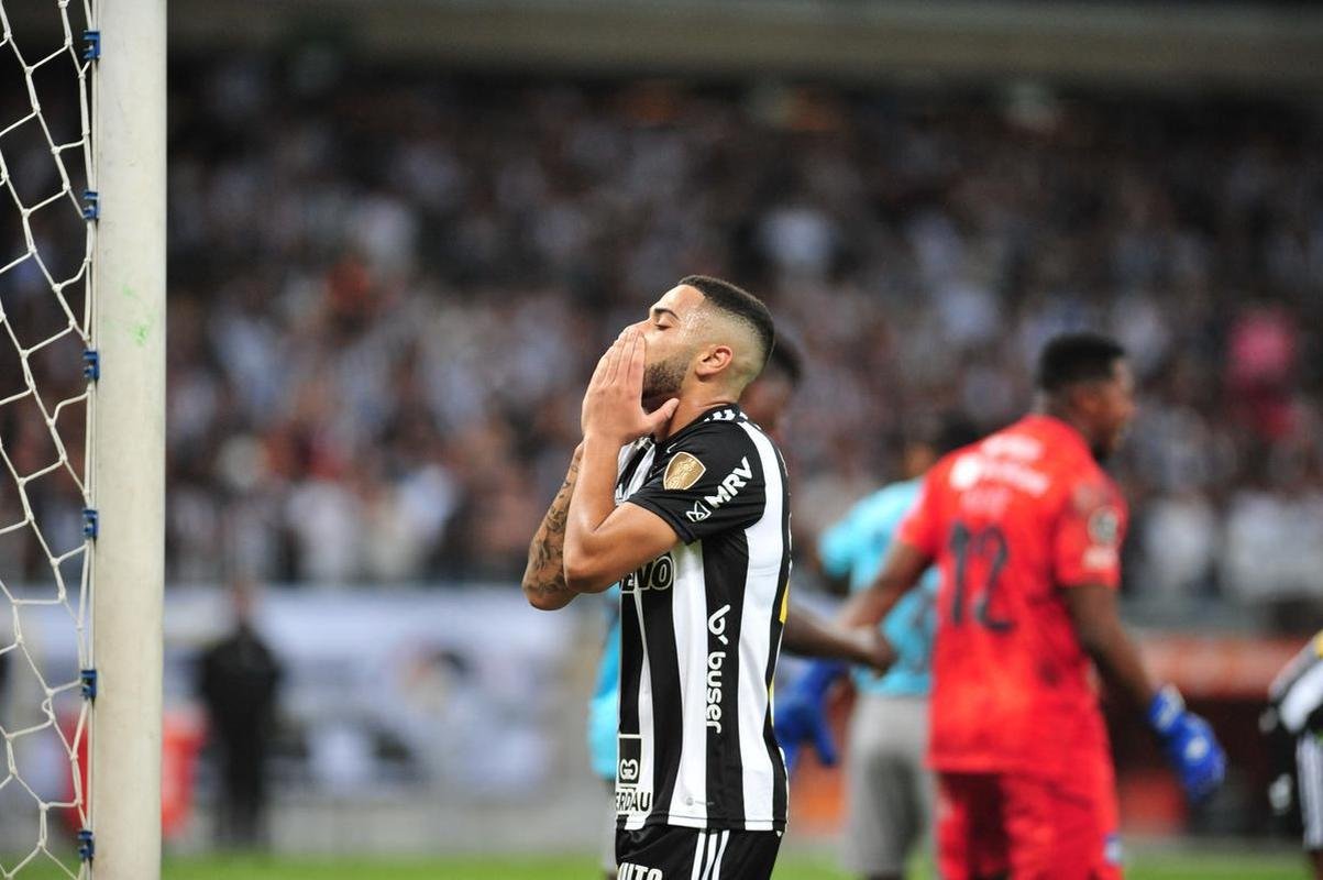 Fotos do jogo entre Atltico e Emelec, no Mineiro, em Belo Horizonte, pelas oitavas de final da Copa Libertadores 2022