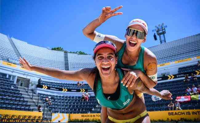 Ana Patrícia e Duda bateram as canadenses Bukovec e Brandie para faturar o título mundial em Roma