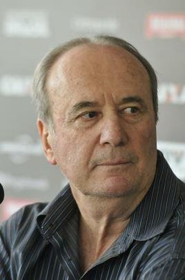 Levir Culpi foi apresentado pela diretoria na Cidade do Galo, enquanto os jogadores treinavam