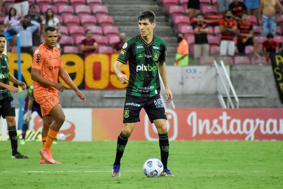 Fotos do jogo entre Sport e Amrica, na Arena Pernambuco, em So Loureno da Mata-PE, pela 31 rodada da Srie A do Brasileiro
