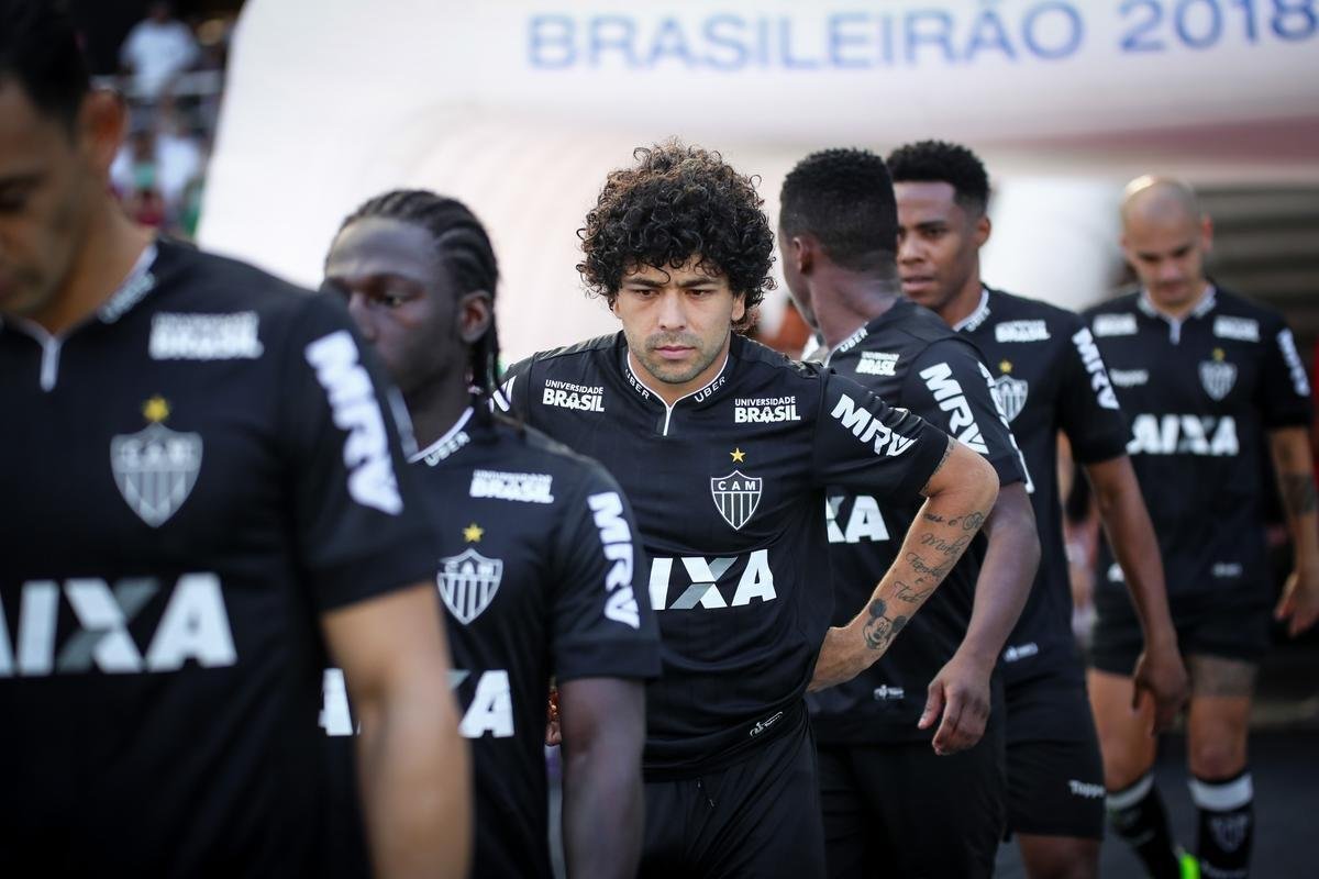 Fluminense e Atltico entraram em campo no Engenho para o duelo vlido pelo Brasileiro