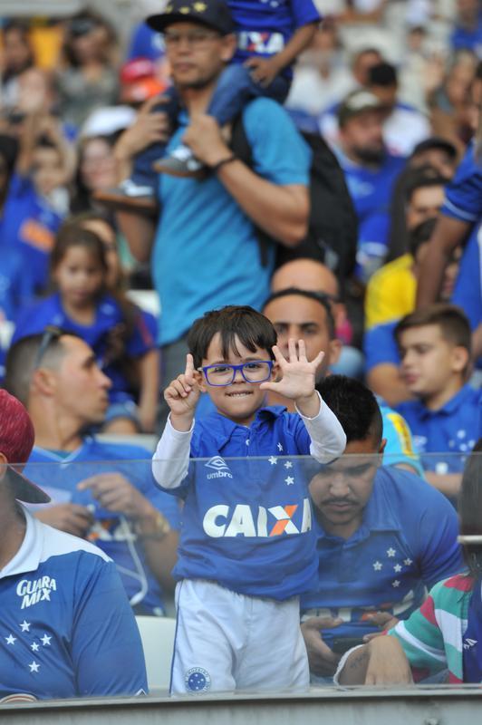 Torcedores de Cruzeiro e Botafogo, no Mineiro, em duelo pela 19 rodada do Brasileiro