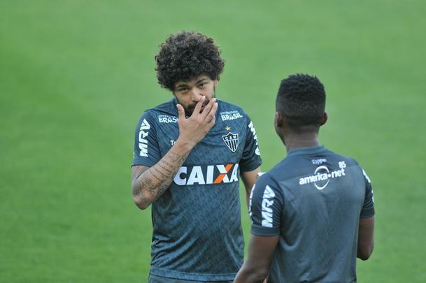 Zagueiro uruguaio Martn Rea treinou pela primeira vez com o elenco do Atltico na Cidade do Galo, j visando ao duelo de domingo, contra o Botafogo, no Rio, pelo Campeonato Brasileiro