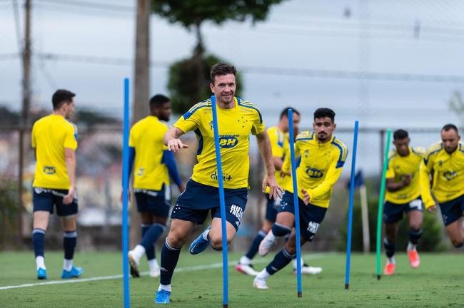 Fotos do treino do Cruzeiro nesta quarta-feira (20/10) na Toca II