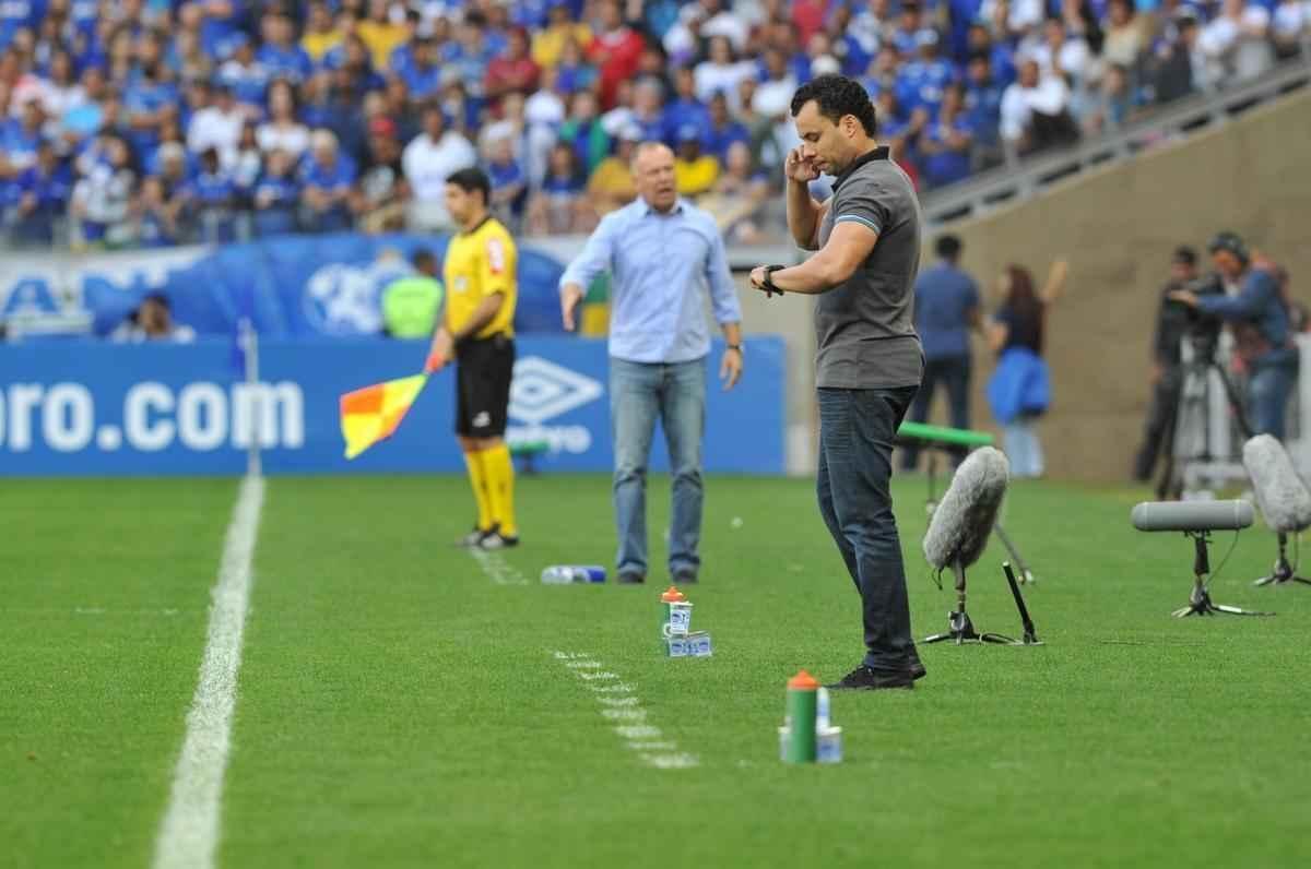Imagens do jogo entre Cruzeiro e Botafogo, pela 19 rodada do Brasileiro, no Mineiro