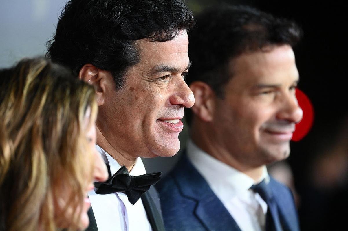 Personalidades do esporte no tapete vermelho do prmio Bola de Ouro, da France Football, no Theatre du Chatelet, em Paris.