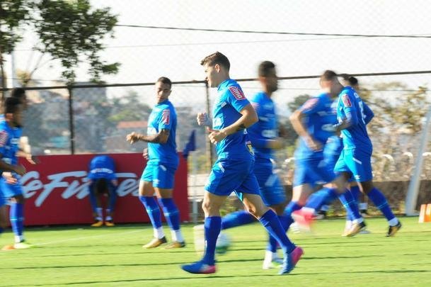 Fotos do ltimo treino do Cruzeiro antes do jogo contra o Grmio pela Primeira Liga (Gladyston Rodrigues/EM D.A Press)