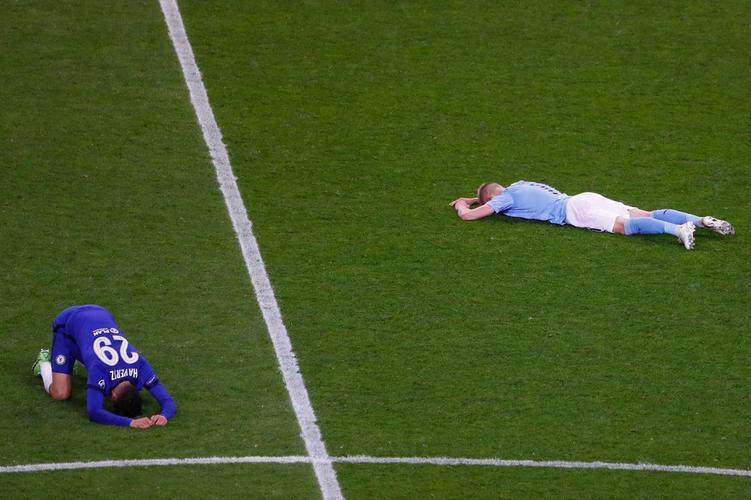 Chelsea faz a festa depois de vencer o Manchester City e faturar o bi na Liga dos Campeões