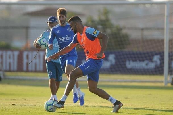 Cruzeiro se prepara para enfrentar o Fluminense, nesta quarta, s 19h15, no Mineiro