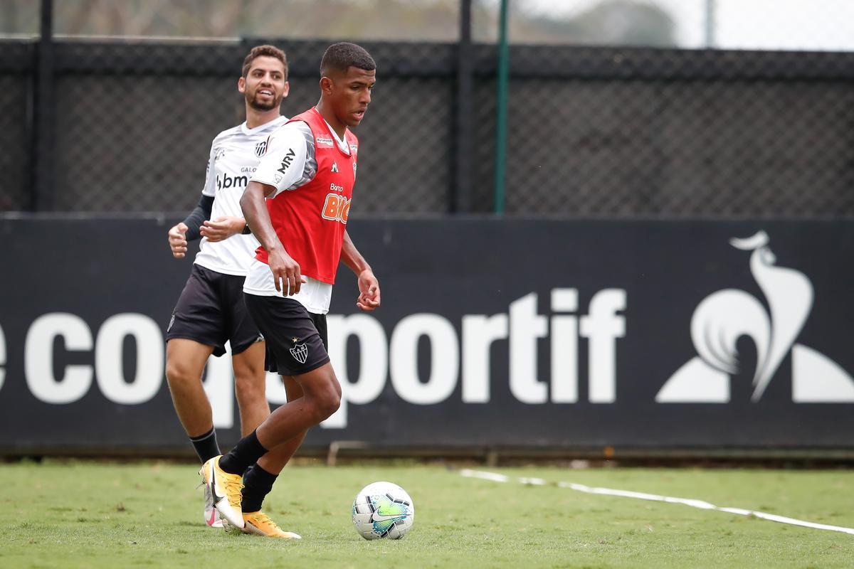 Atlético se prepara para enfrentar o Internacional