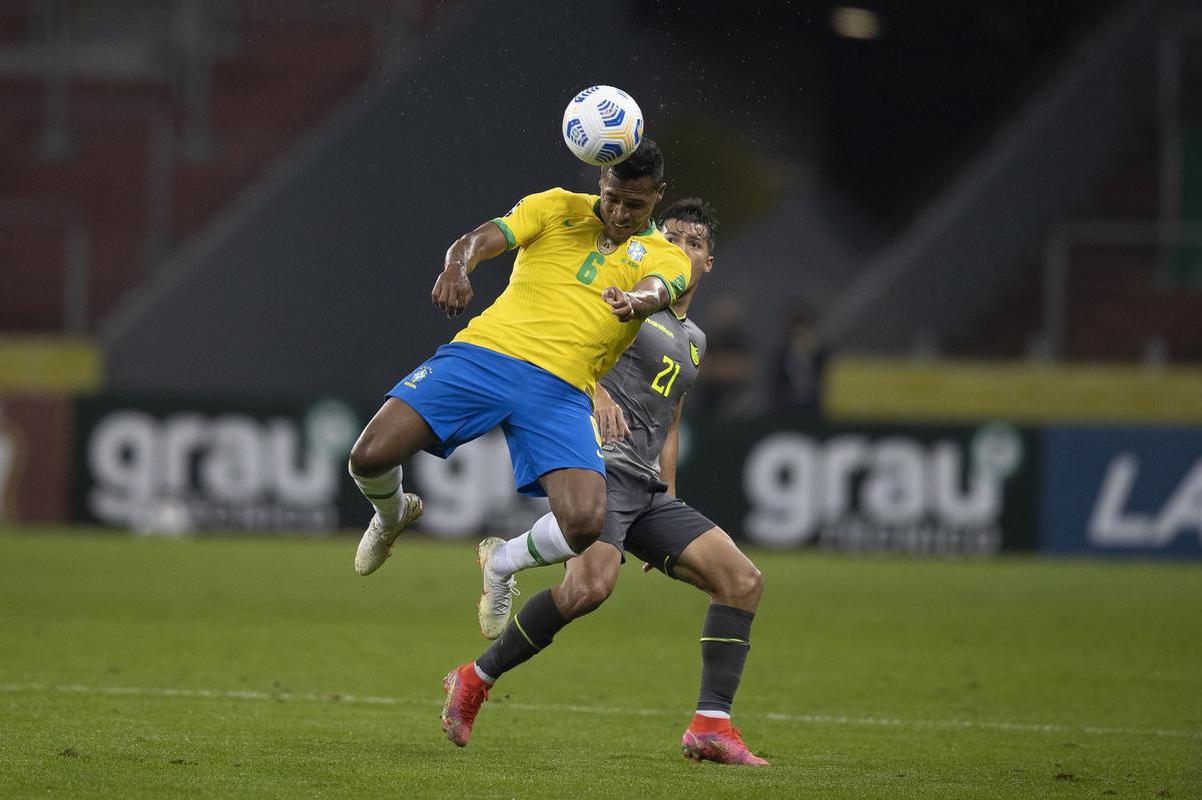 Com gols de Richarlison e Neymar, Brasil venceu o Equador no Beira-Rio 