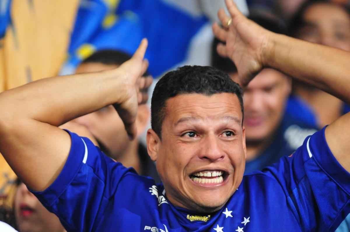 No segundo tempo, muita vibrao com o gol marcado por Hudson