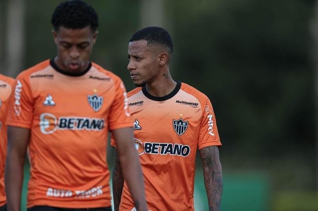 Cuca orientou atividade no CT do Palmeiras, na Barra Funda, em So Paulo 