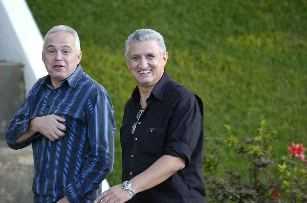 13/05/2010 O diretor de comunicao do Cruzeiro, Guilherme Mendes, e o diretor de Futebol, Eduardo Maluf, na Toca da Raposa ll