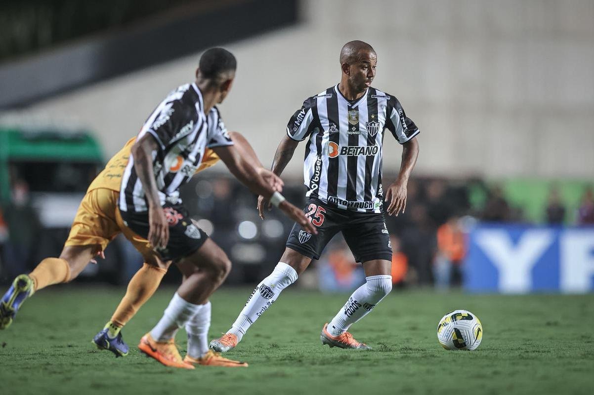 Fotos do jogo entre Brasiliense e Atltico no Estdio Klber Andrade, em Cariacica-ES, pela terceira fase da Copa do Brasil