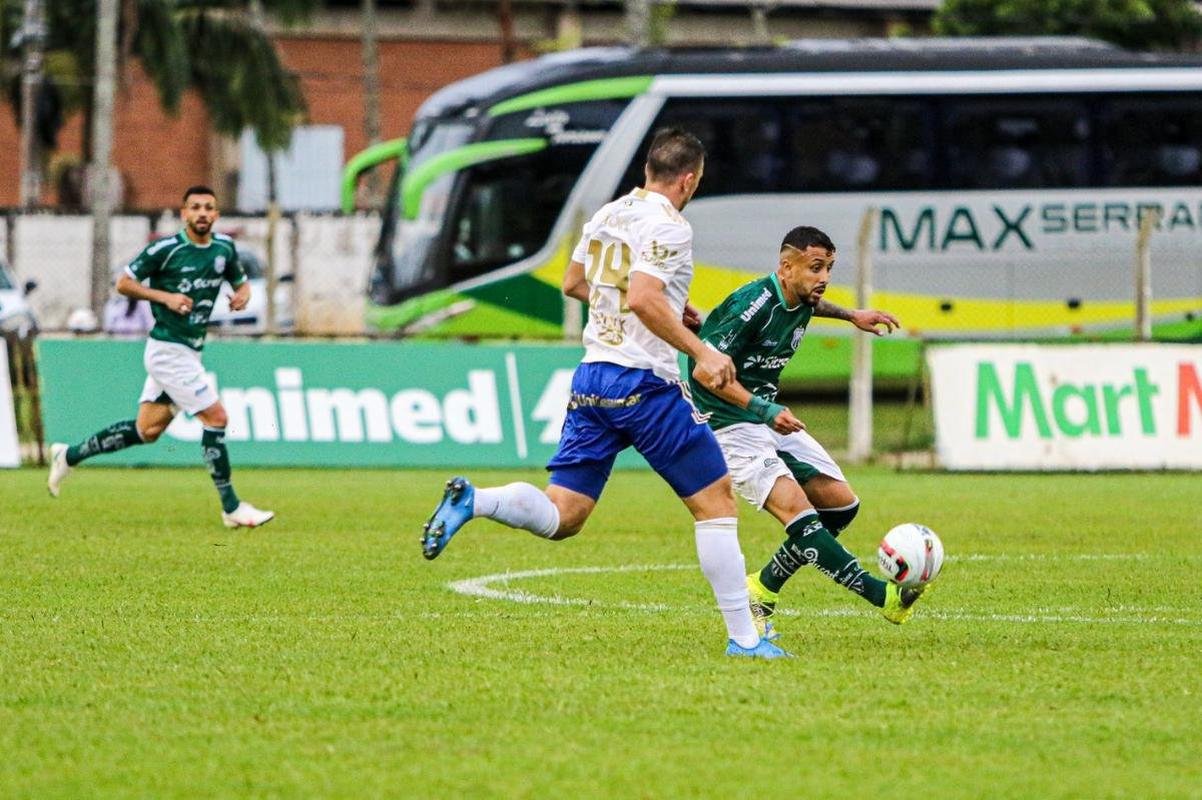 Fotos do jogo entre Caldense e Cruzeiro