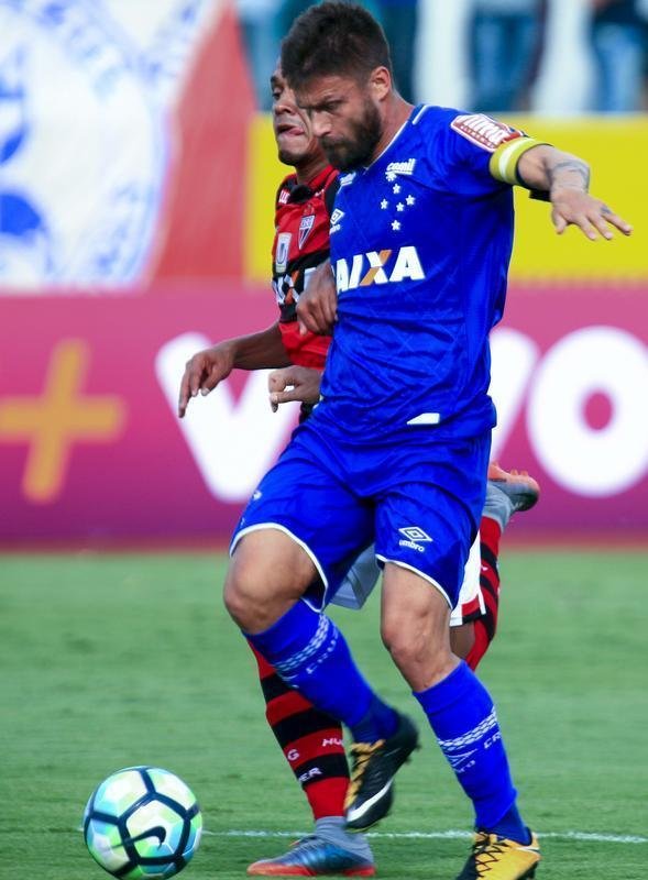 Confira imagens da partida entre Atltico-GO e Cruzeiro
