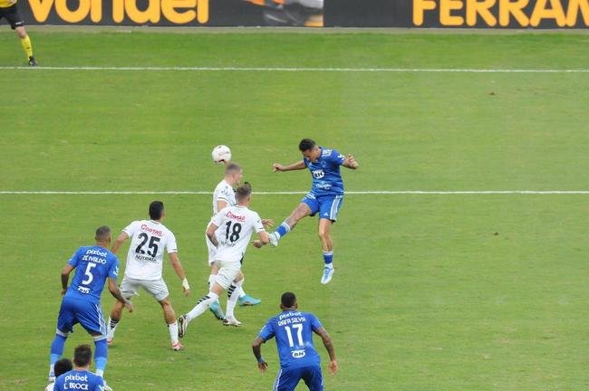 Fotos do jogo entre Cruzeiro e Ponte Preta, no Mineiro, em Belo Horizonte, pela 13 rodada da Srie B do Brasileiro