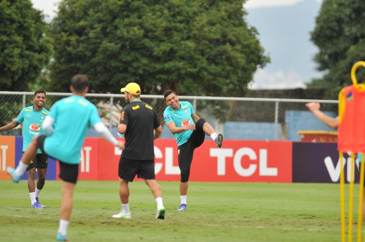 Seleo Brasileira concluiu na Toca da Raposa II, CT do Cruzeiro, em BH, a preparao para enfrentar o Paraguai no Mineiro pelas Eliminatrias da Copa do Mundo do Catar