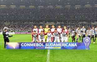 Fotos da semifinal da Copa Sul-Americana, entre Atltico e Coln, no Mineiro