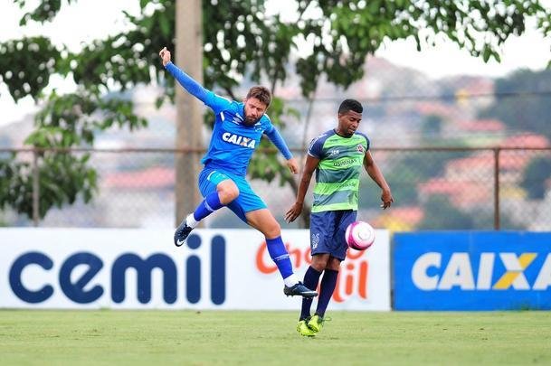Imagens do jogo-treino entre Cruzeiro e Ipatinga, na Toca da Raposa II, nesta sexta-feira (12/01)