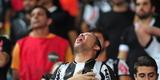 Imagens da tristeza dos atleticanos no Independncia com a eliminao na Copa Libertadores